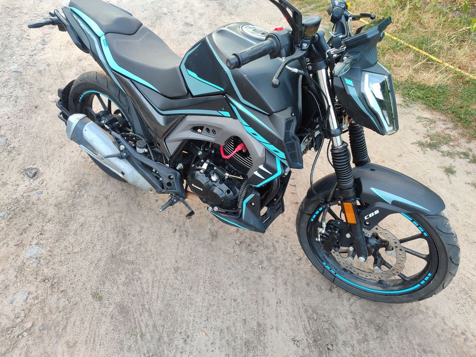 Пластик та інше Musstang Region ST 200