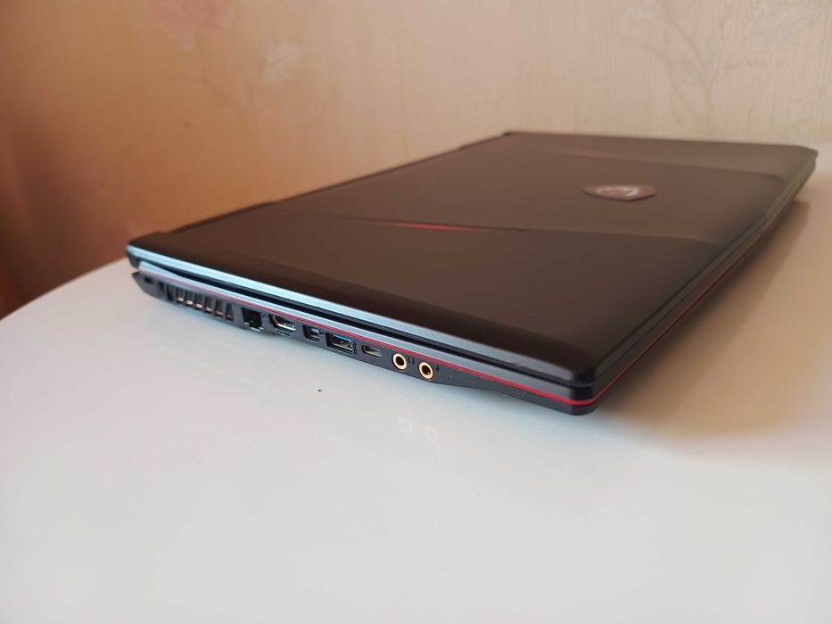 MSI GL63 9SDK i7-9750H 16GB NVIDIA GTX1660Ti 6Gb SSD512Gb 60Hz