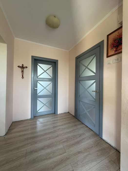 Продається готовий цегляний будинок з ремонтом неподалік Стрия (15км)