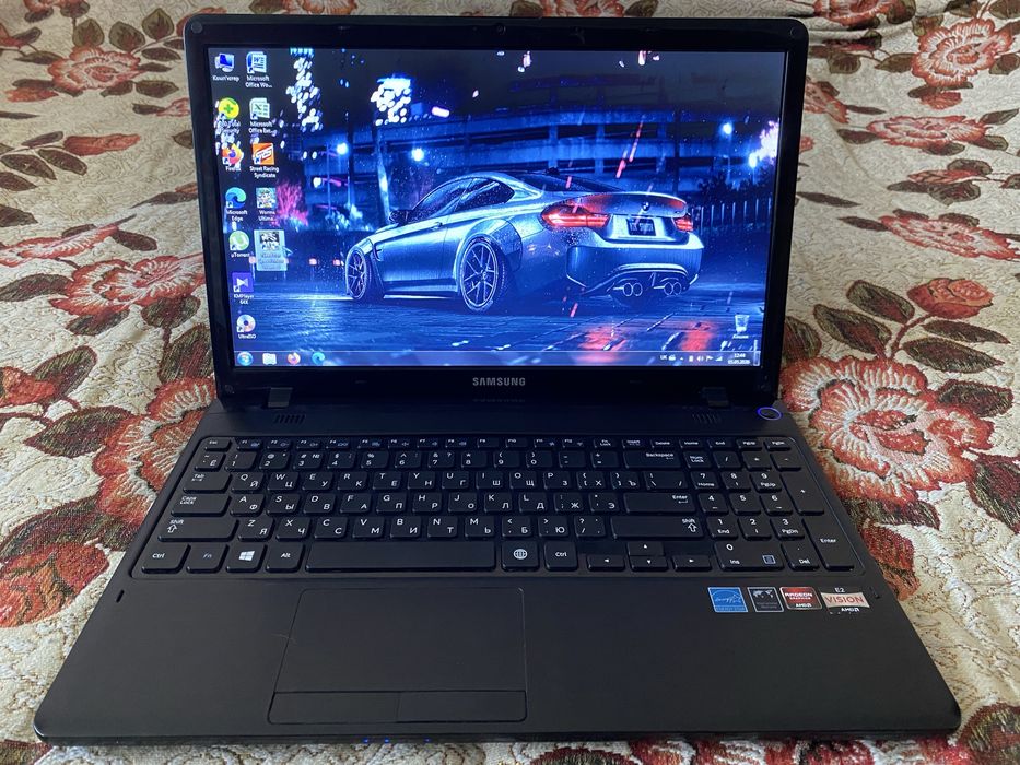 Ноутбук Samsung NP355E5C