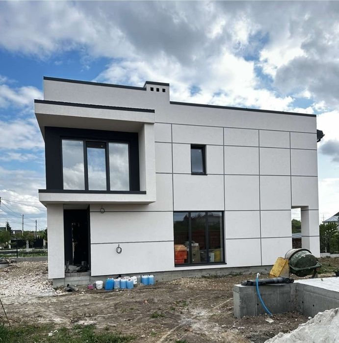 Продам житловий будинок (1/2 праву частину дуплексу) в с.Кам'янопілля (біля окружної дороги) біля Львову