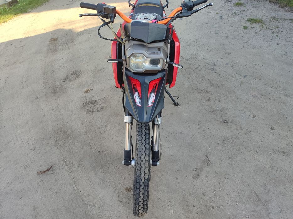 Вилка та інше на Shineray 200 250 x-trail 9A