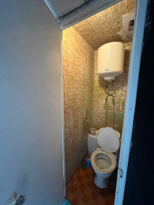 *Однокімнатна квартира, Дніпровський р-н, по вул. Сергія Синенка