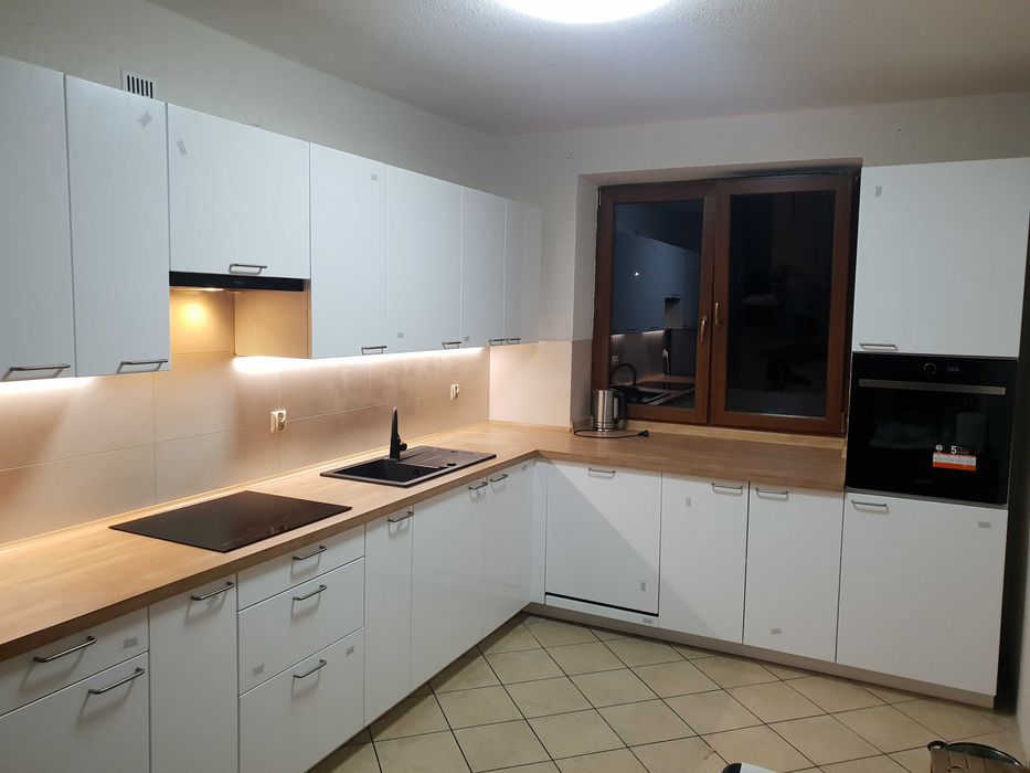 Transport Przeprowadzki/Montaż Mebli/Naprawy/Utylizacje/Przewoź osób-9