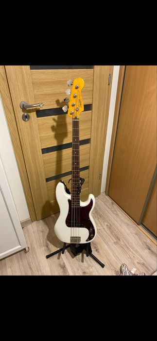 Squier Precision Bass Classic Vibe