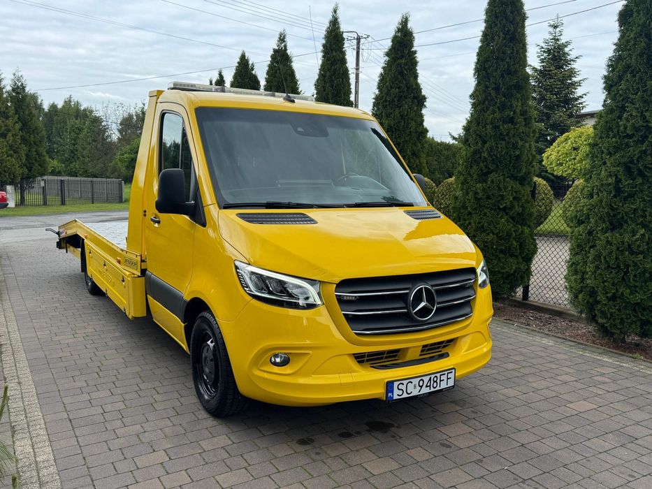 Autolaweta wynajem wypożyczalnia Mercedes sprinter hak 3500kg