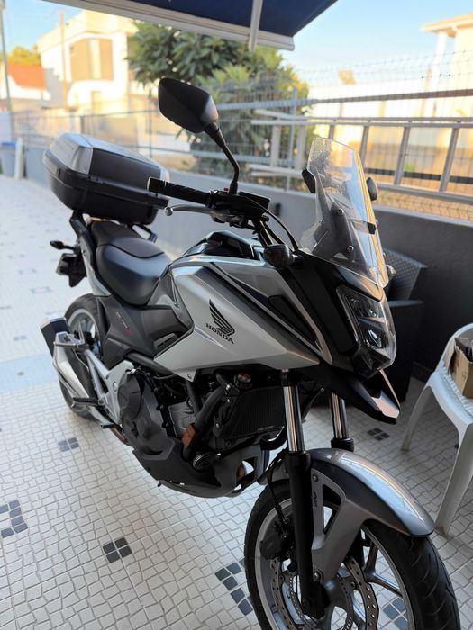 Honda NC750X imaculada