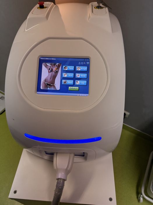 Máquina Depilação a Laser Díodo - Tripla Onda