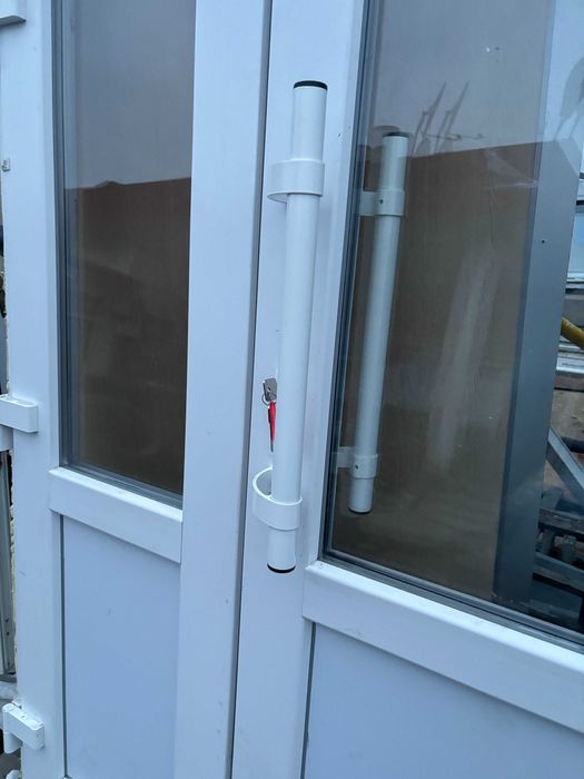 Идеальная ходная двойная металлопластиковая дверь 2500*1270