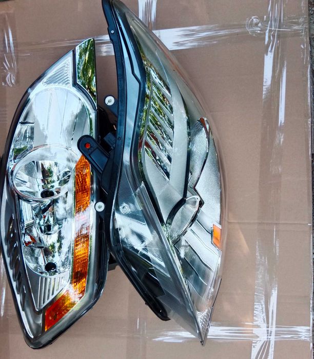 FORD KUGA I 2008 + lampa przód lewa  + prawa komplet