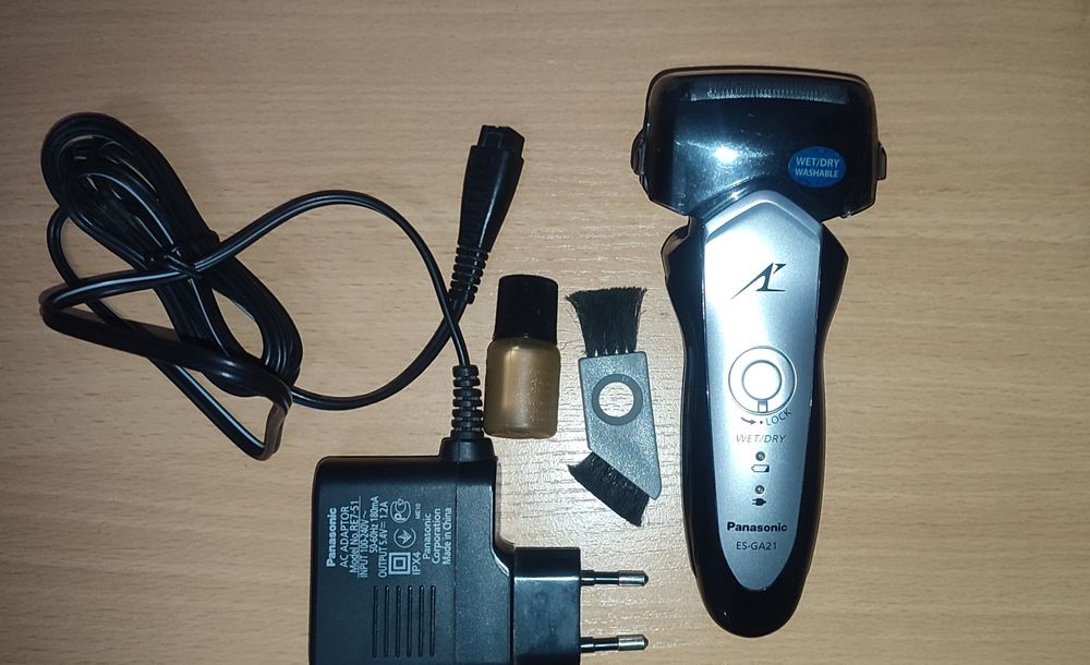 Продам бритву Panasonic ES-GA21