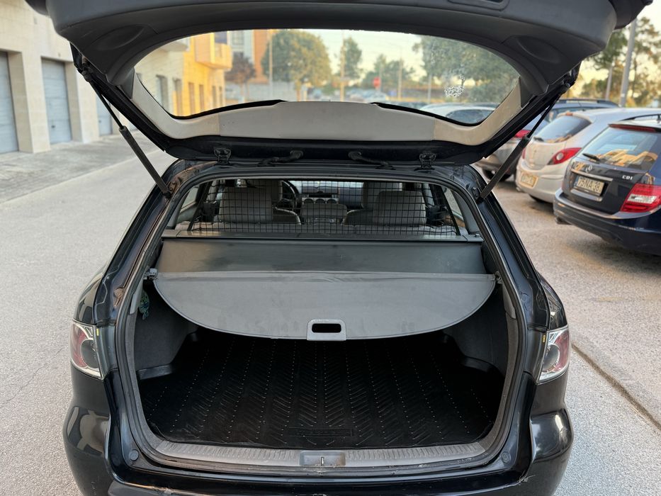 Mazda 6 2.0 D em muito bom estado