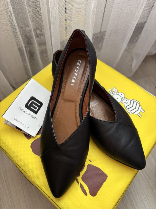 Балетки без підборів