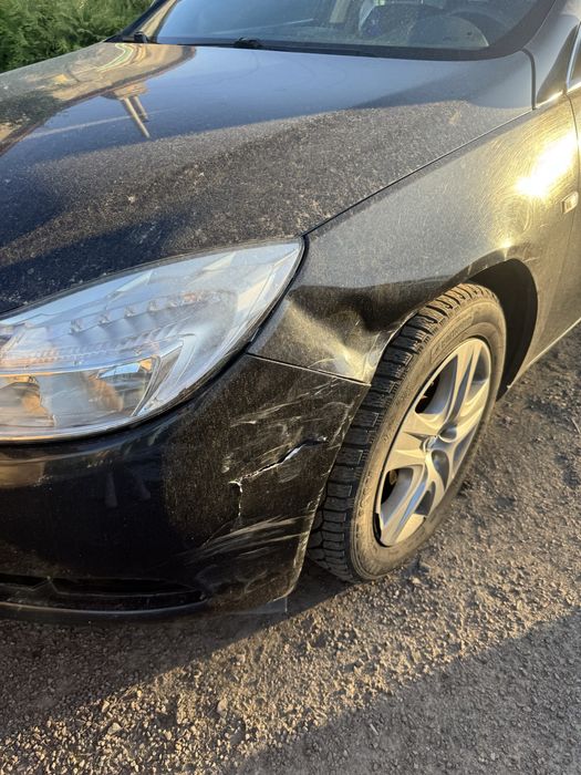 Opel Insignia 2.0 Дизель під запчастини або ремонт