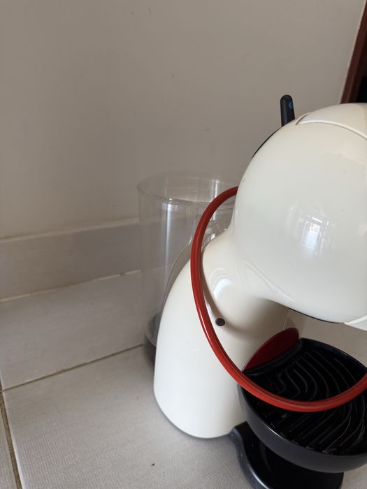 Maquina de cafe dolce gusto