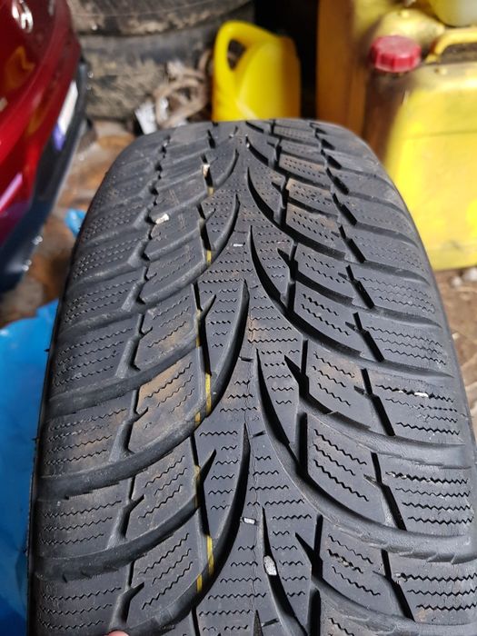 Sprzedam opony zimowe Nokian