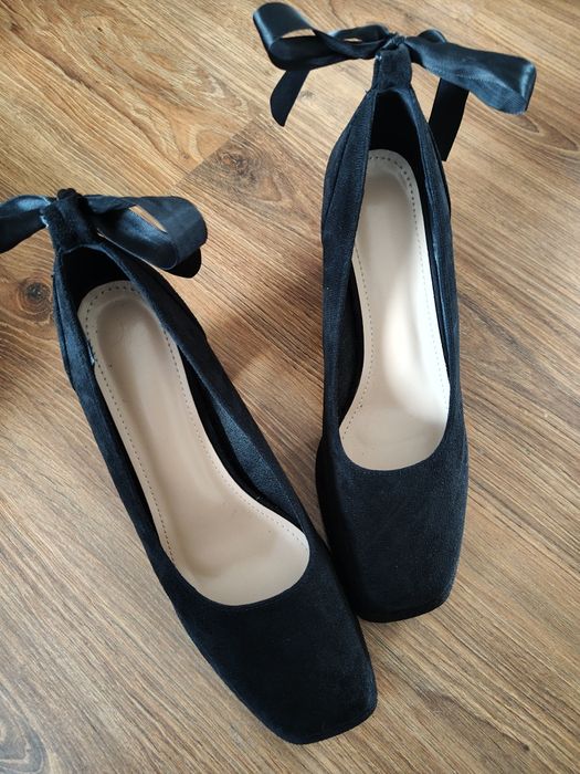 Buty damskie na obcasie