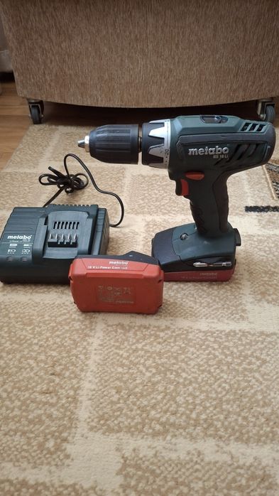Шуруповерт Метабо