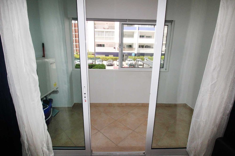 T1 Praia da Rocha, Piscina