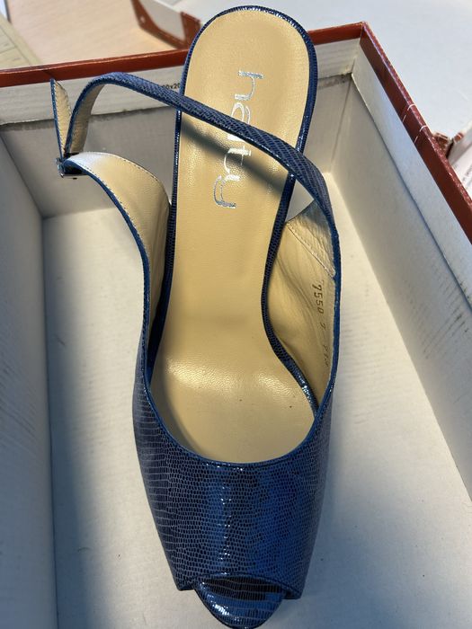 Sapatos azuis Haity n° 40 NOVOS