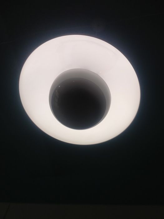 Світильники стельові.