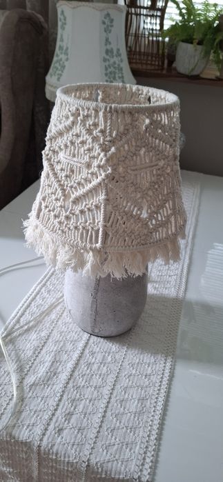 Lampa stołowa boho makrama