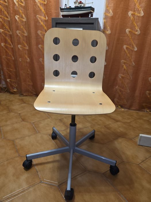 Cadeira Secretaria até  impecável