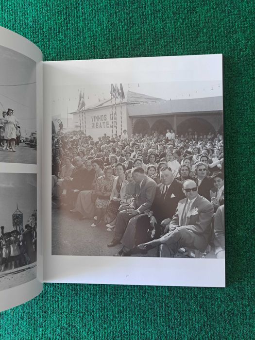 A Feira a preto e branco - Fotografia Diniz Ferreira Texto José Niza