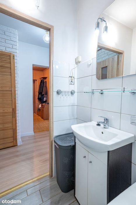 Apartment in Jastrzębie-Zdrój, Osiedle Pionierów - Więcej
