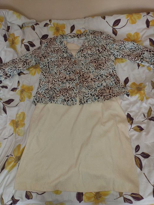 Sprzedam sukienkę z marynarką rozmiar 48