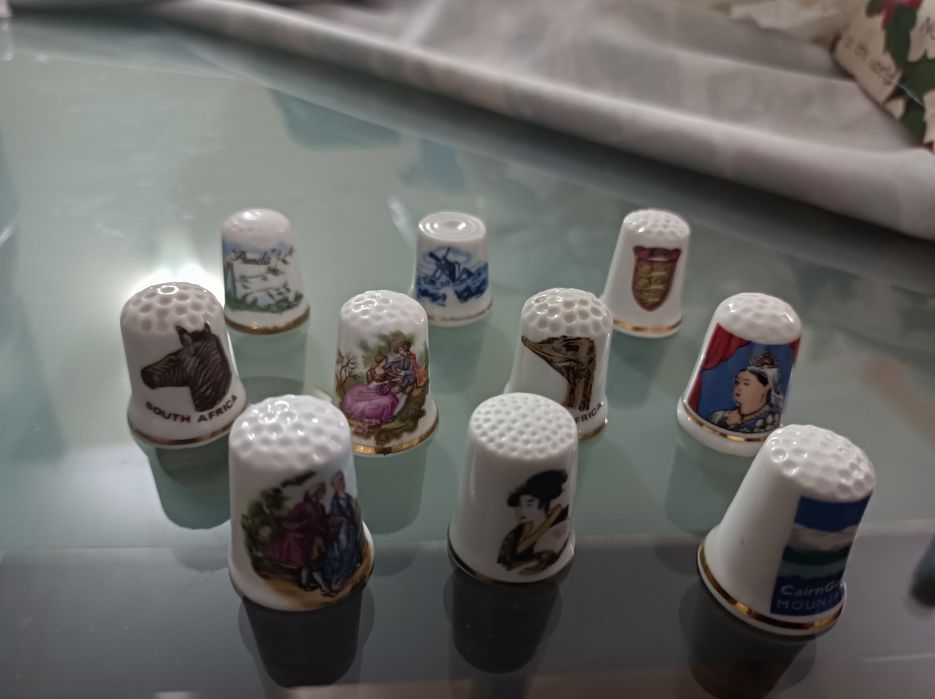 Dedais em cerâmica novos