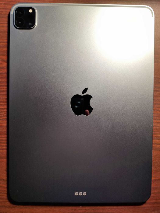 Планшет Apple iPad Pro 11 2022, 128GB, Wi-Fi (M2) Б/У с гарантией