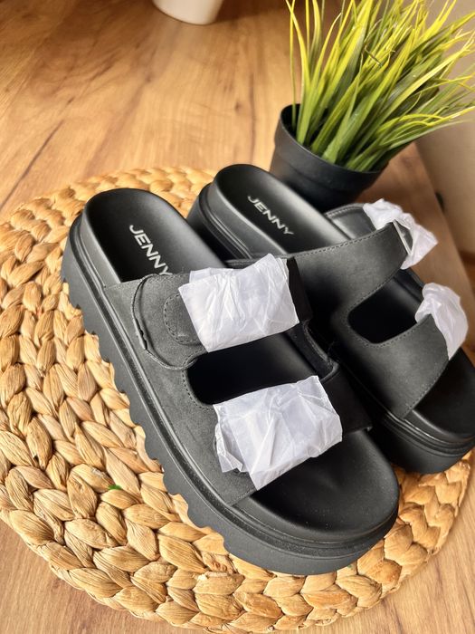 Сандали Deezee в стилі Ugg