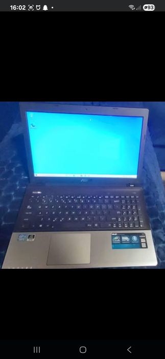 Laptop      ASUS