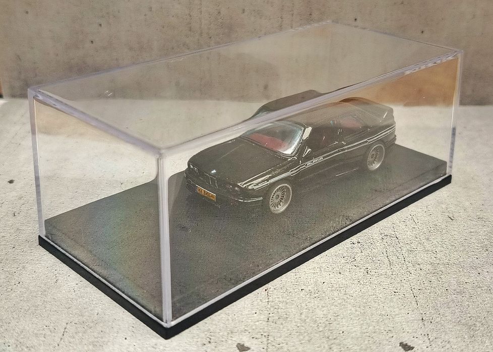 Model BMW M3 E30 Alpina B6 Hot Wheels