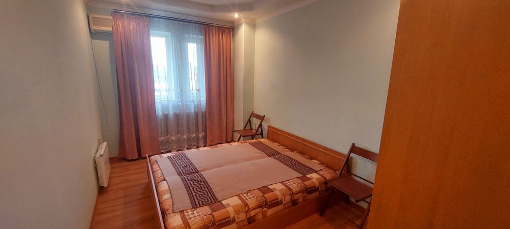 Продам 3-х эт дом в Новоселовке