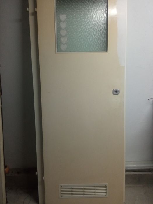 Drzwi łazienkowe wewnętrzne PRL lewe.