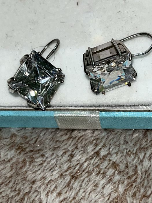 Продам срібні сережки