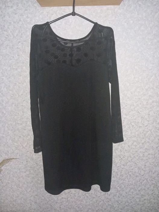 Жіночі речі в гарному стані