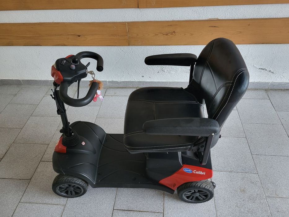 Scooter de Mobilidade Invacare Colibri – Versão Longa Autonomia