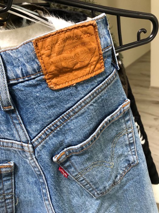 Dzwony jeansowe mom jeans levis
