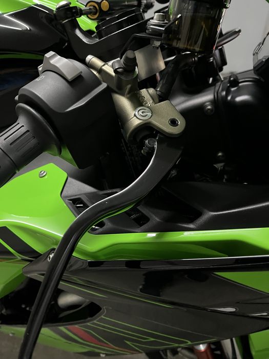 Kawasaki ZX10R 2024