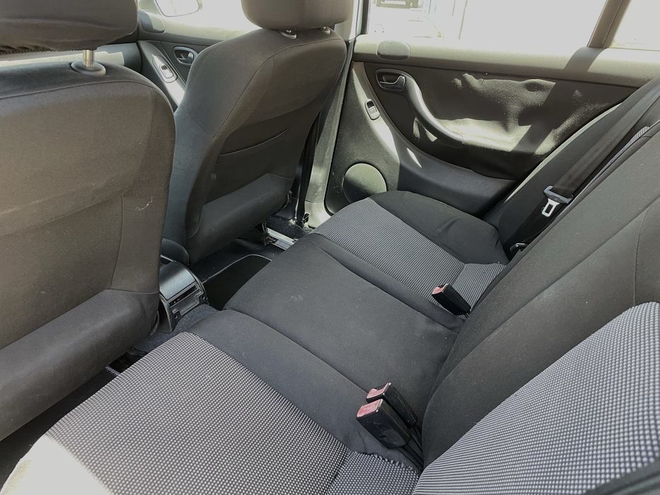 Seat leon 1.4 gasolina 2004