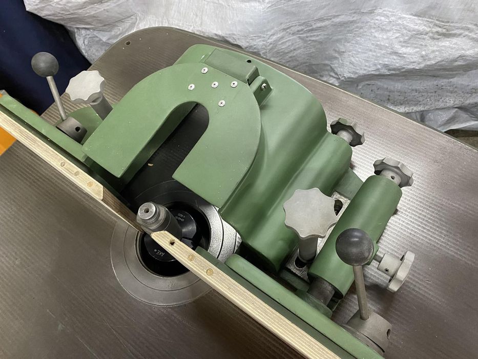 Фрезерний станок HOMBAK фрезер по дереву фрезерні фрезерный верстат