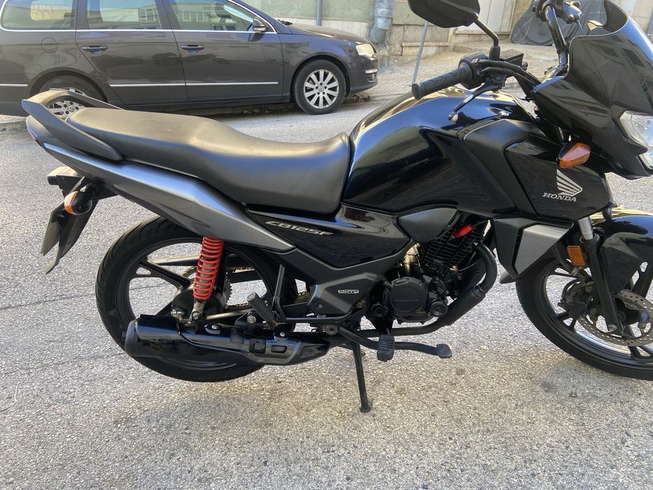 Honda cb125f com 11 mil km