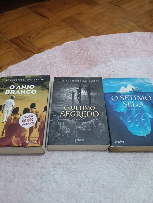Vendo livros de várias categorias