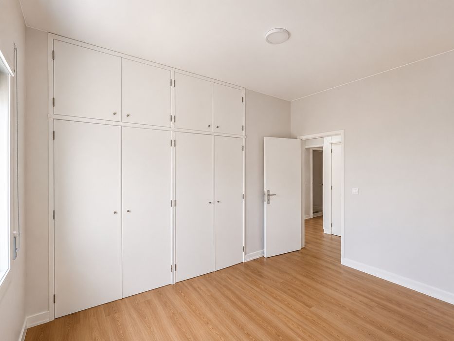 Apartamento T3 na Avenida Brasil 198m²