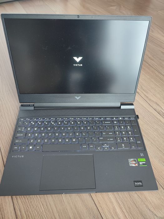 Laptop HP Victus 15-FB0400NW
