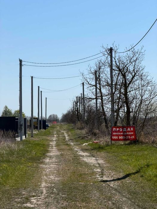 Ділянка вуглова 6 соток, 2 поруч є
