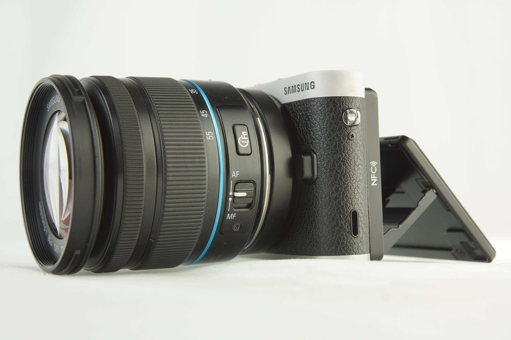 Aparat SAMSUNG NX300 20.3Mpx + 18-55mm III OIS 3.616 zdj. Gwarancja FV